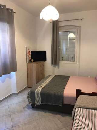 Апартаменты Apartman Mirjana Биела Апартаменты с видом на море-17
